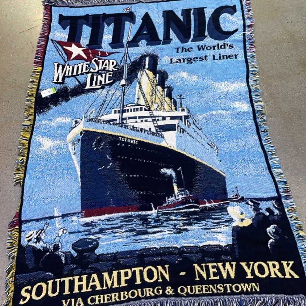 VINTAGE TITANIC BLANKET